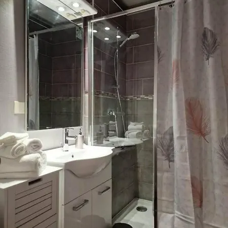 Superbe 2 Pièces - Riviera Des Alpes - Parking Gratuit * Aix-les-Bains